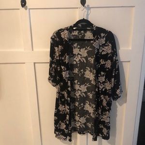Black floral kimono